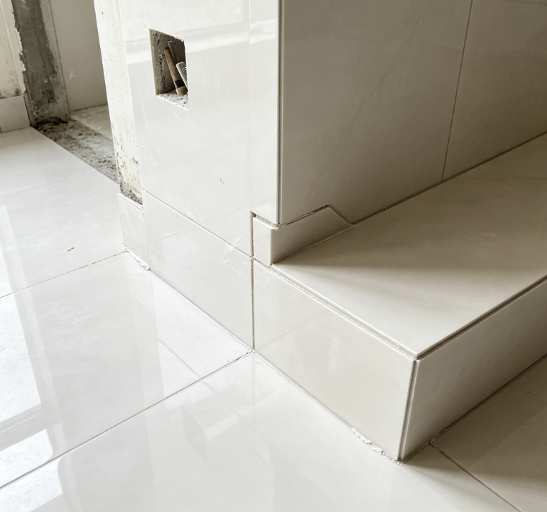 Custom Glossy Tile Solutions
